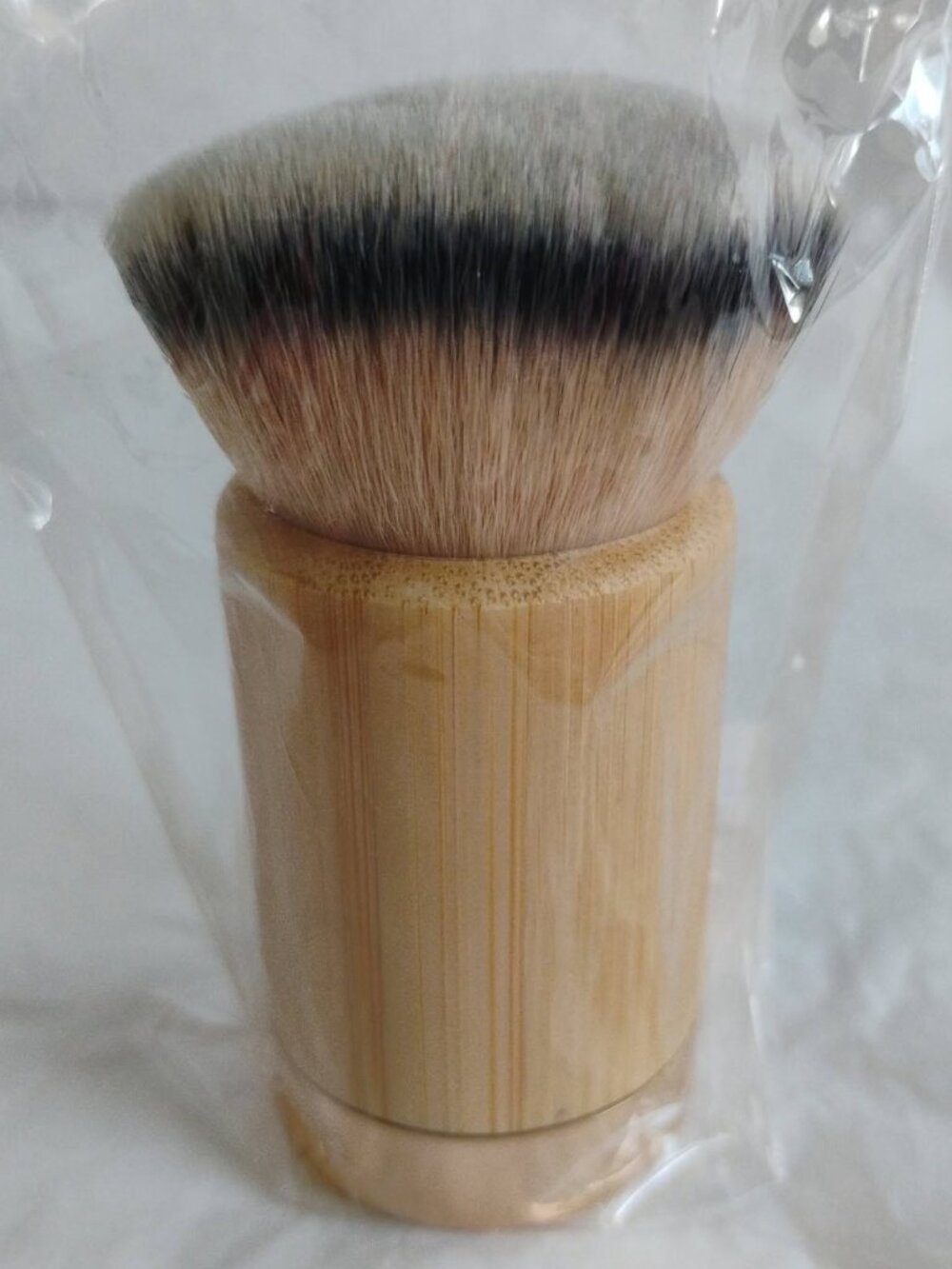 tarte Angled Blur Brush W/ Bamboo Handle- NWT